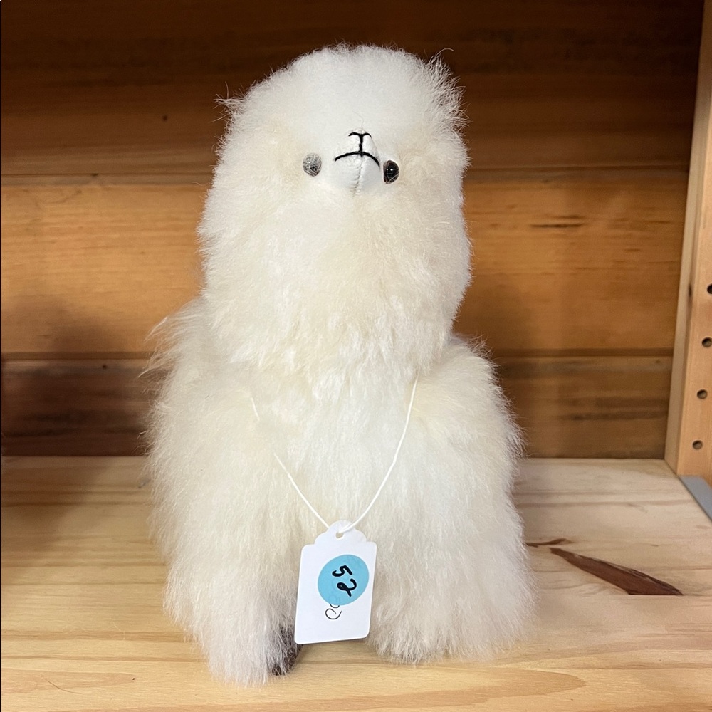 #52 100% alpaca fur 9”